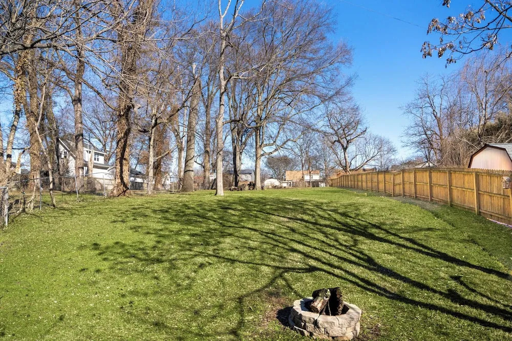 12 South Green Acres