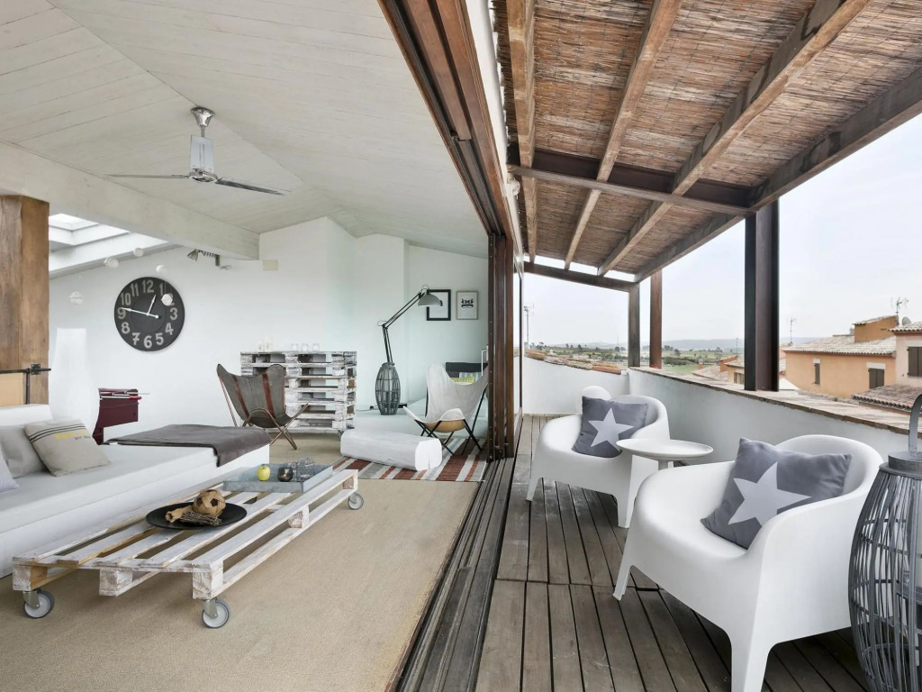 Luxurious Traditional Catalan House With Pool in Marenya, Costa Brava-empordà