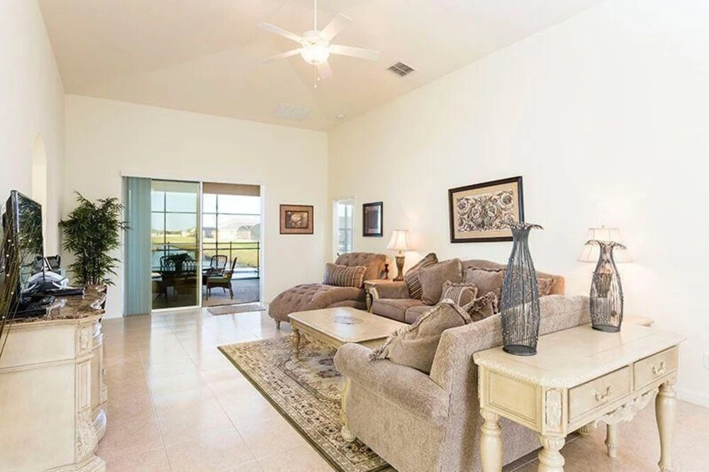 1016 Tourmaline Drive 4 Bedroom Home