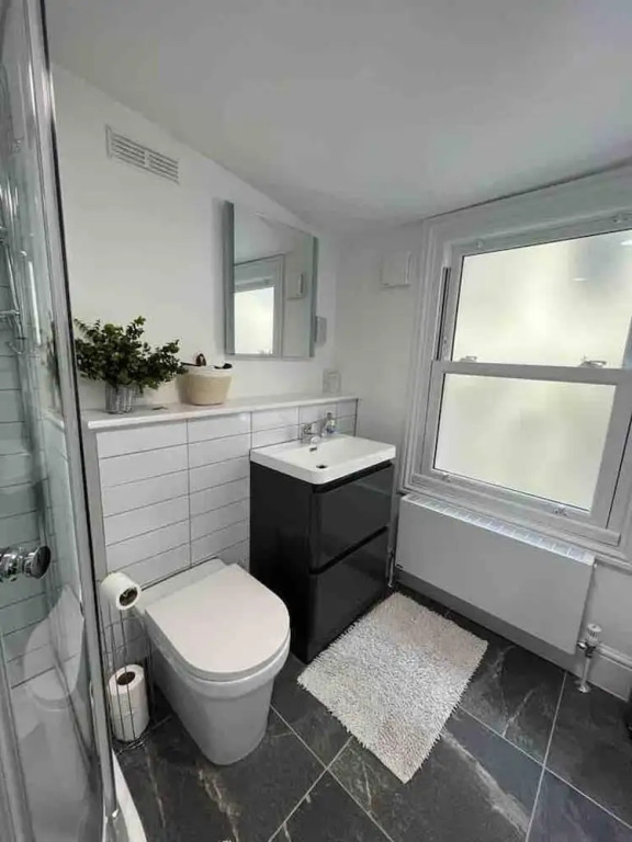 Stunning 4-bed Apartment in Cambridge