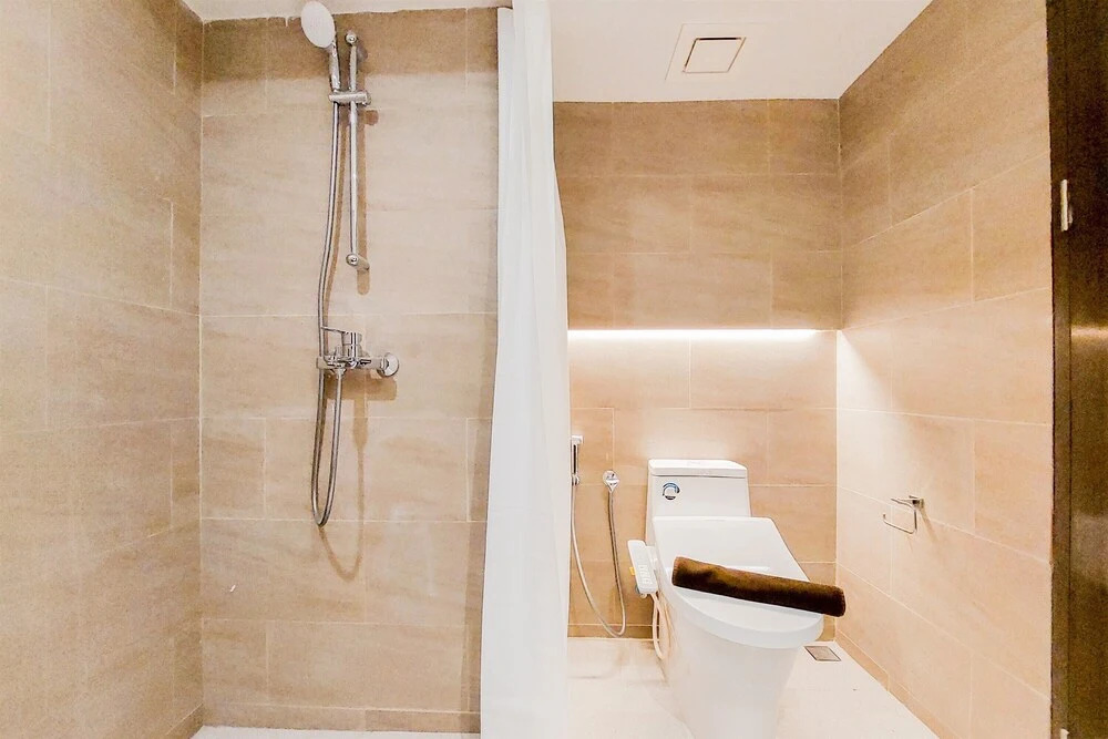 Fancy And Nice Studio Apartment Carstensz Residence