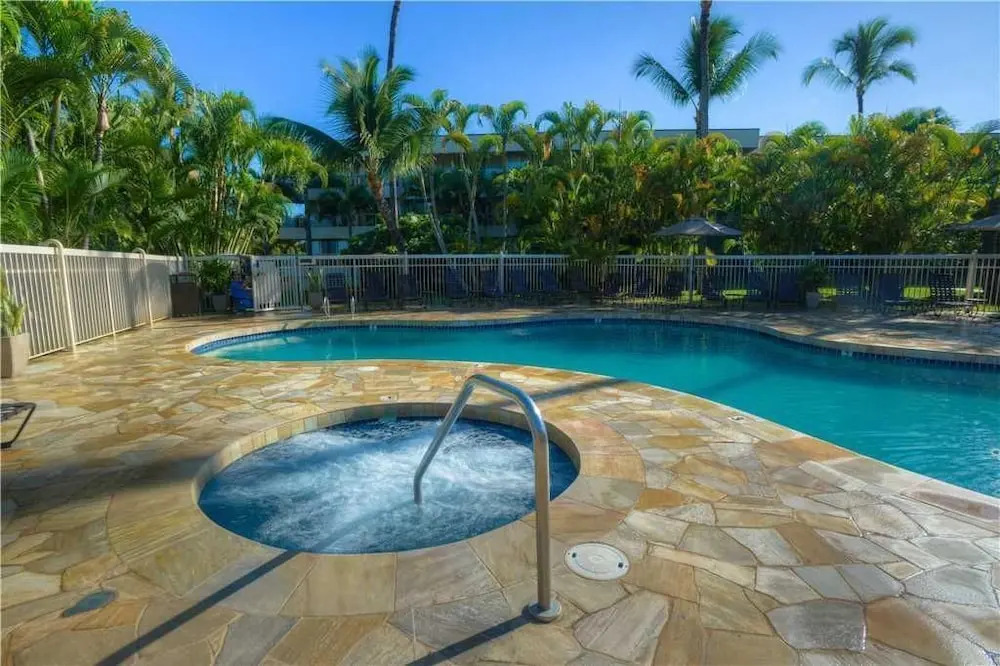 Maui Banyan #h-502