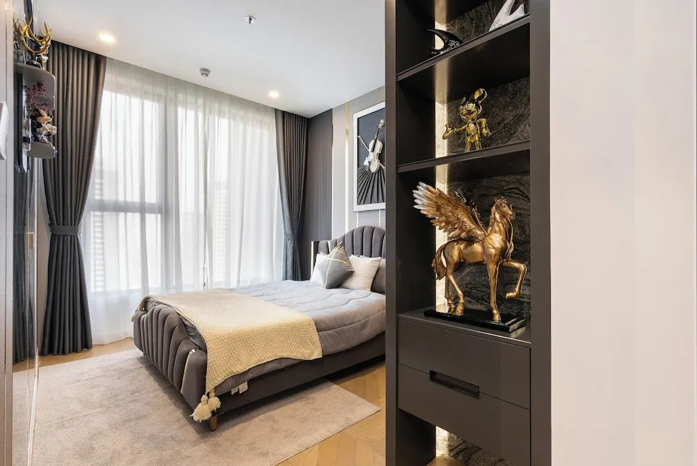 Lexington Residence Luxury Vacation