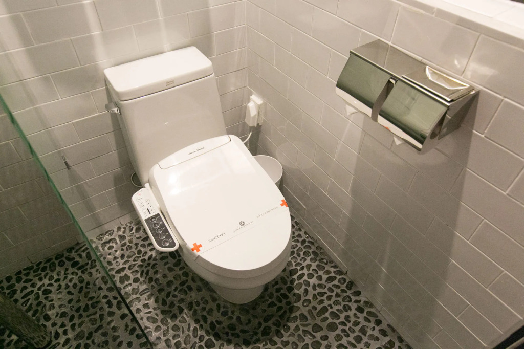 February Hotel Songdo Amnam