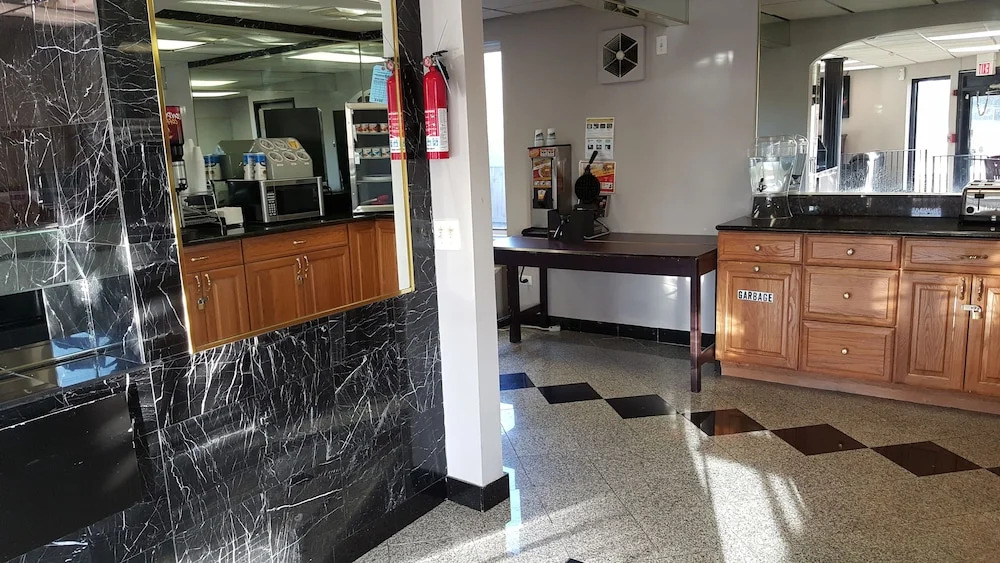 Fairbridge Inn Express