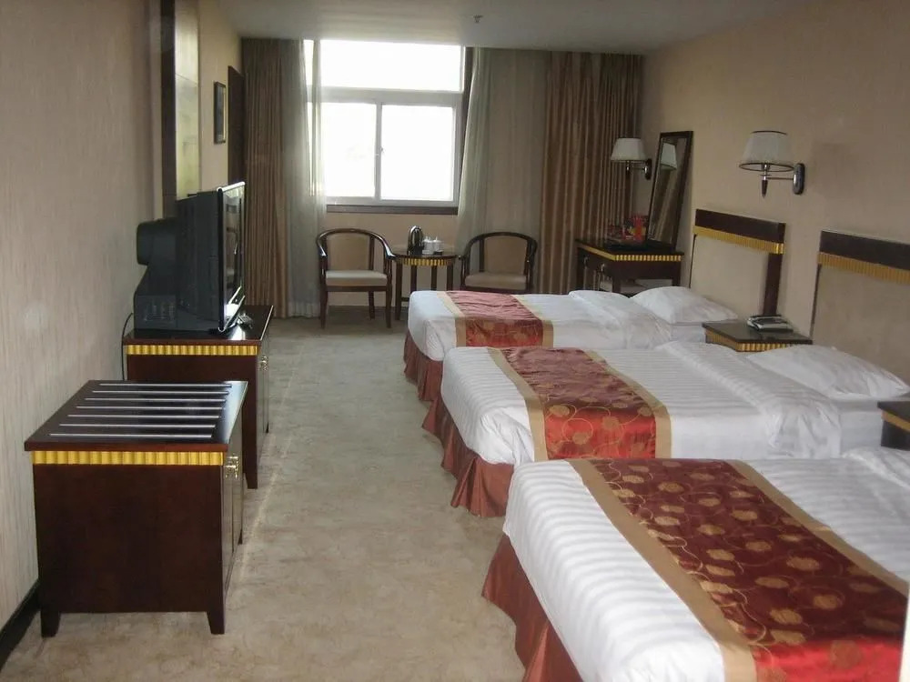 Orange Hotel  (Beijing huiyizhongxin）