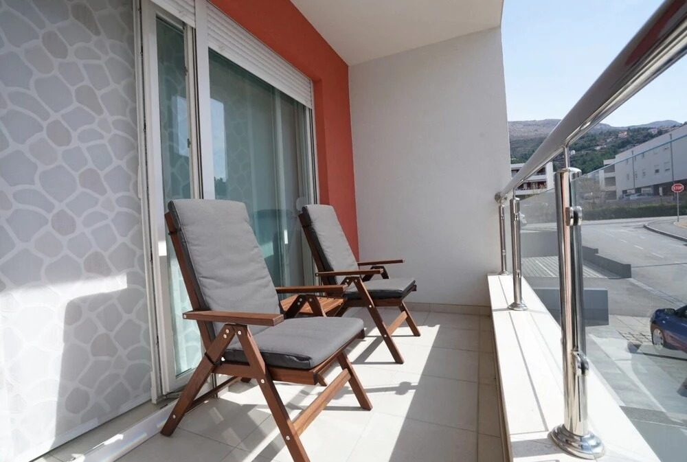 Perla - Modern and Cozy - A1