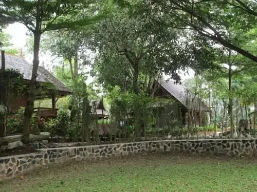 Mams Village