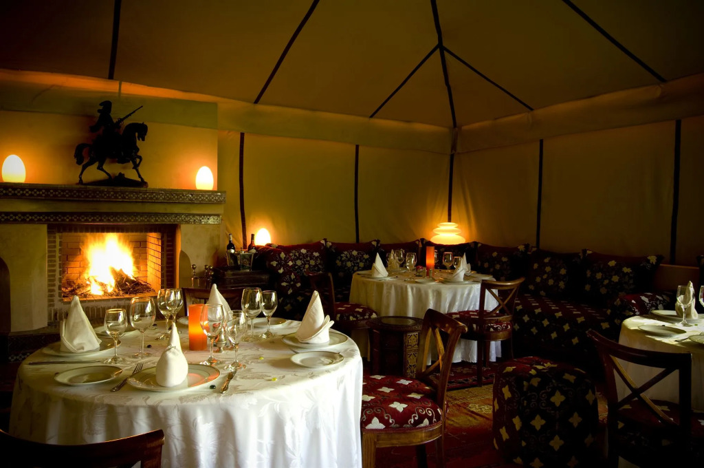 Dar Ayniwen Garden Hotel & Bird Zoo