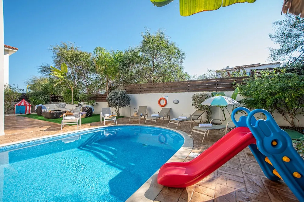 Konnos Beach Villa No 5
