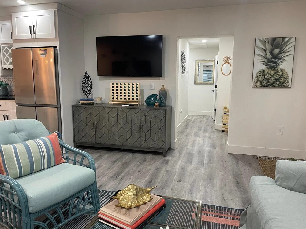 Pineapple Bungalow