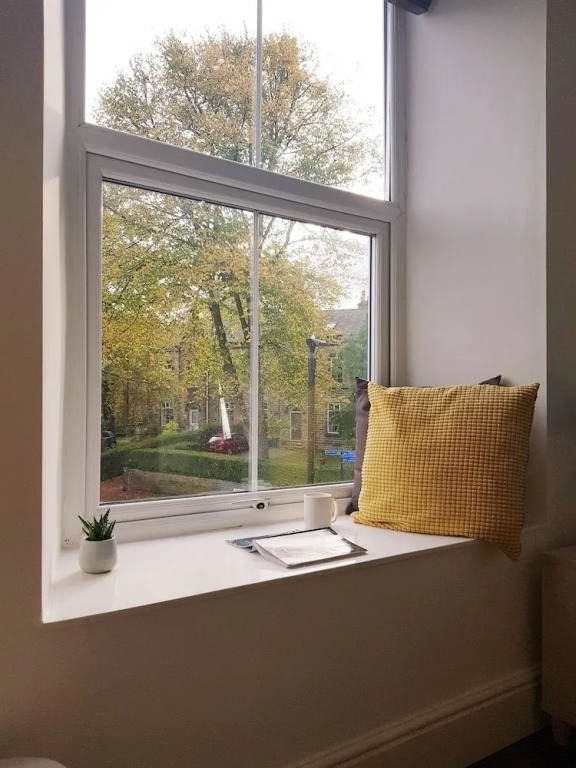 BlueOne Serviced Apartments-Sandon House