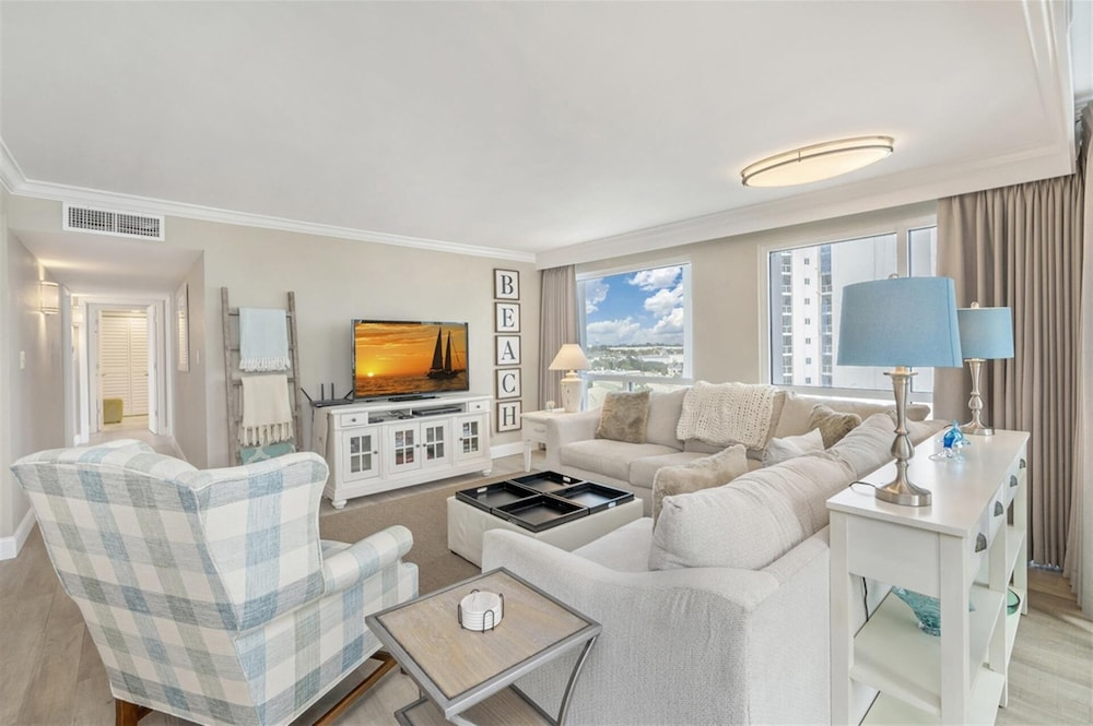 Shoreline Towers 2071 3 Bedroom Condo