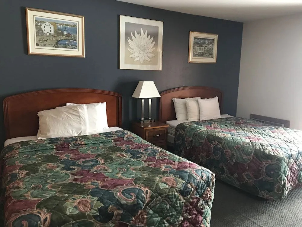 Timber Inn