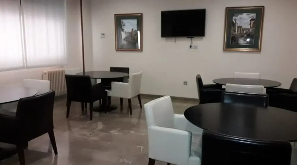 Hotel Elena María