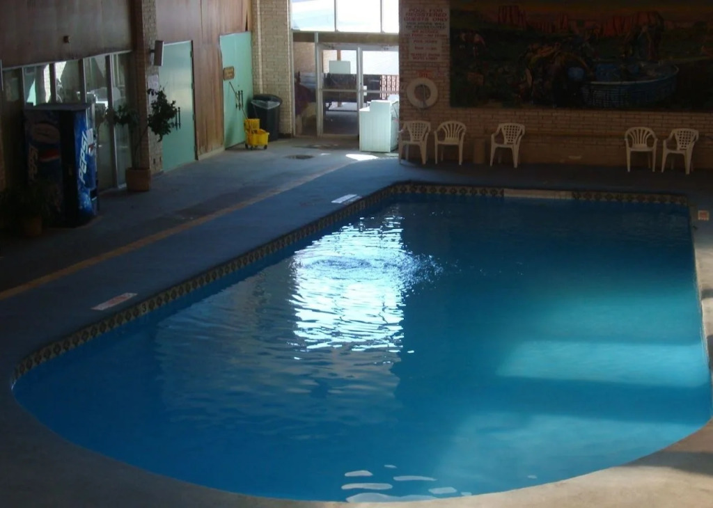 Luxury Inn & Suites