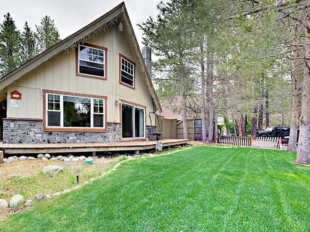 4br W/ Hot Tub Near Beach & Slopes 4 Bedroom Home