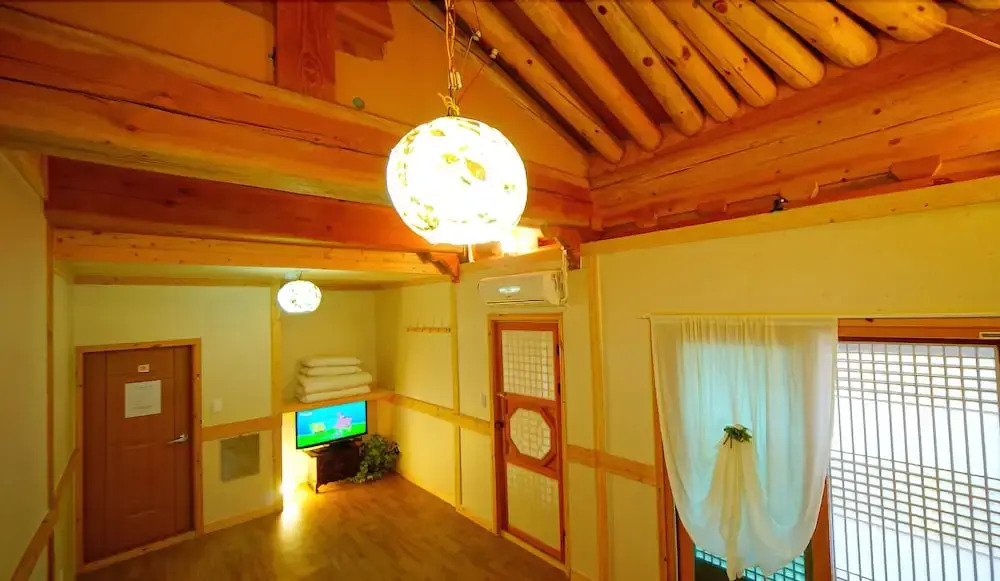 Beautiful House Hanok Stay