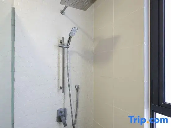 KL City Central TRX 3 Bedrooms, 2 Baths + Balcony