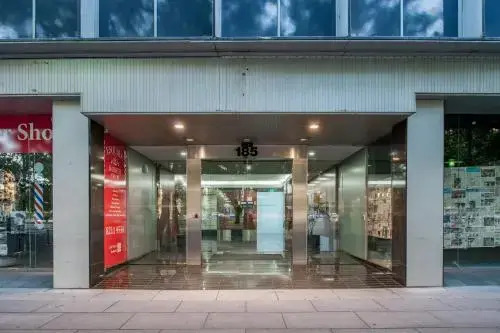 Suite 11 Victoria Square