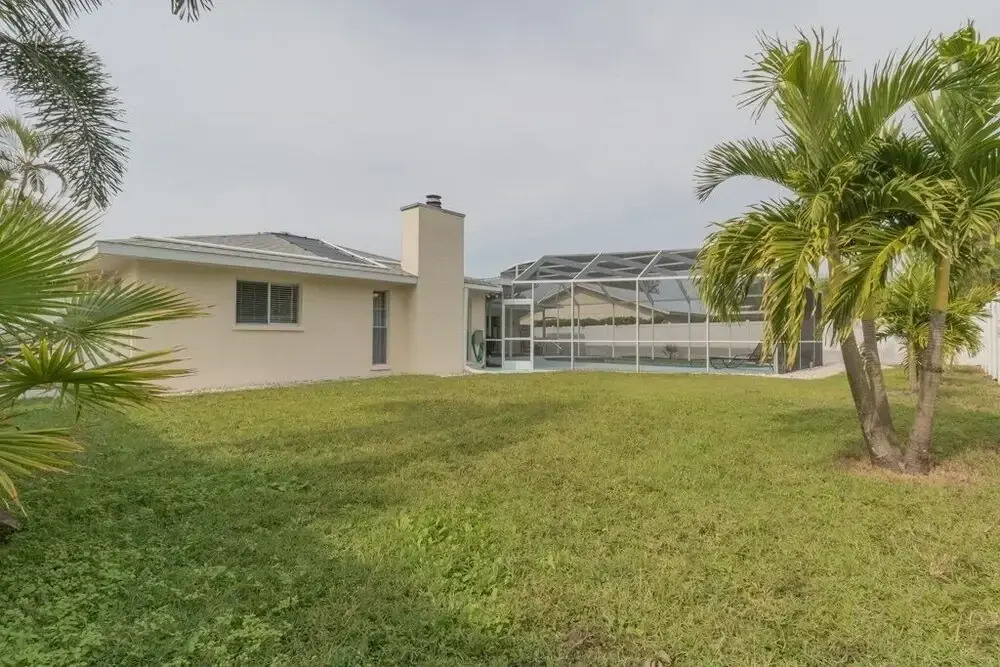 Sea Salt Retreat Pool Home 5 Miles From The Beach 3 Bedroom Home by Redawning