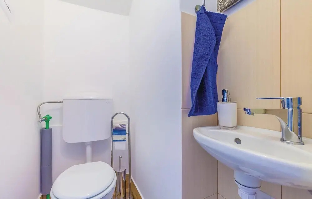 Beautiful home in Polje w/ 2 Bedrooms