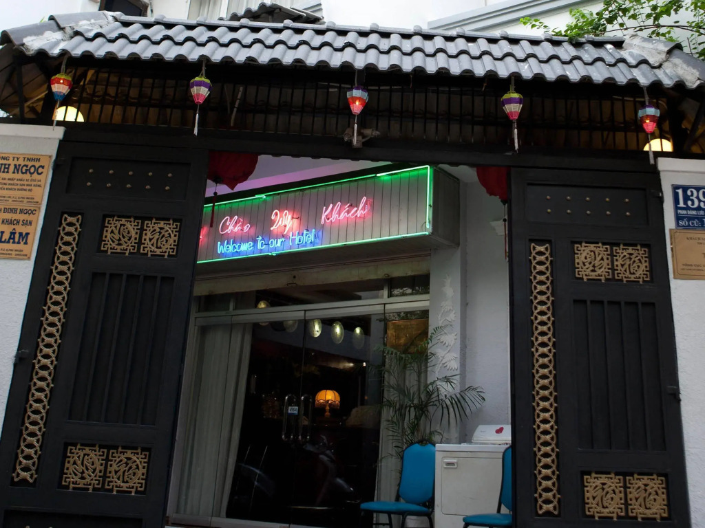 Son Lam Hotel
