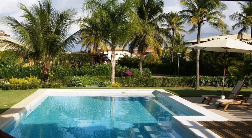 Resort em Imbassaí Praia Piscina Academia