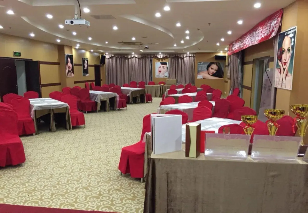 Jinzun Holiday Hotel
