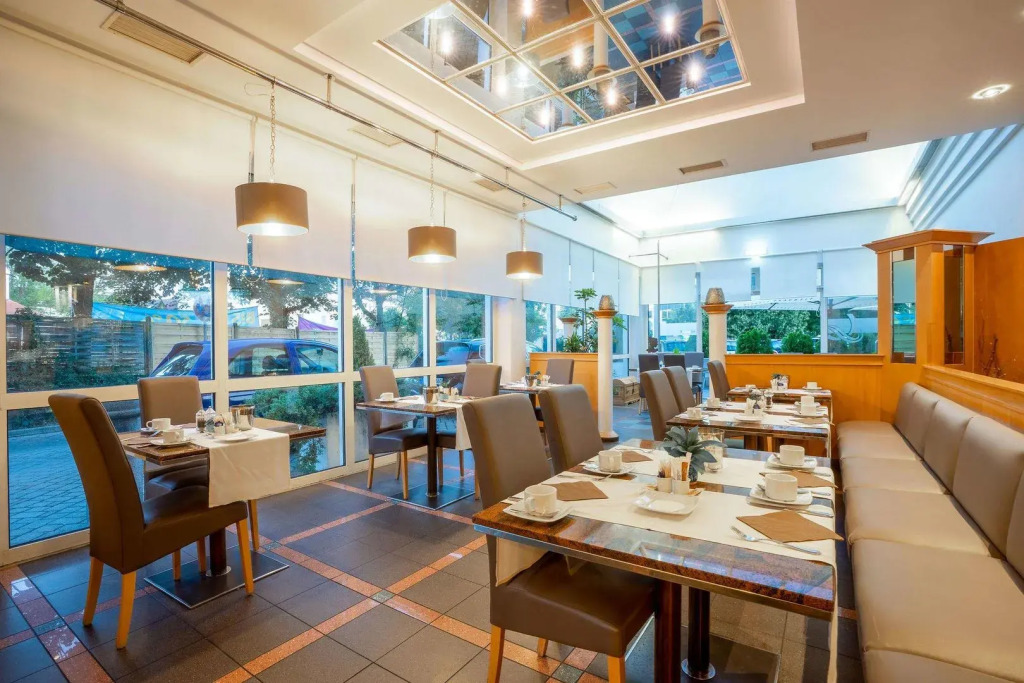 QU Hotel, Trademark Collection by Wyndham