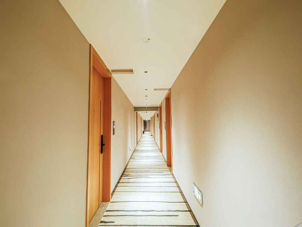 Chonpines Hotel