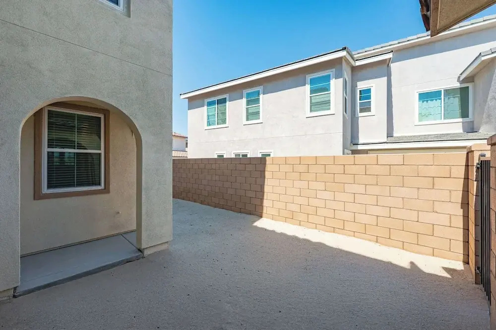 Stylish 3BR Oasis in Palm Desert Near El Paseo Zoo