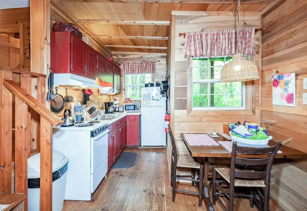 The Cabins at Seven Foxes