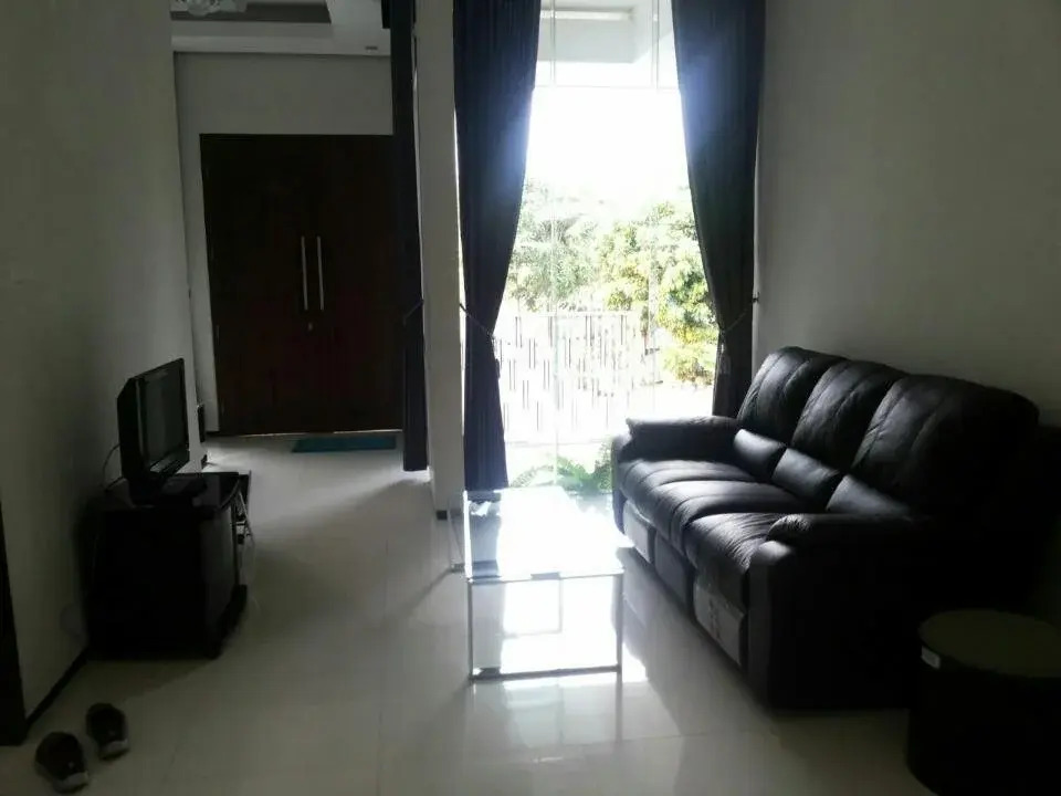 Omah Gedongan House