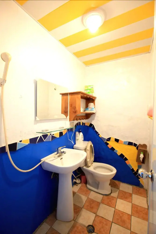 18 Kids House