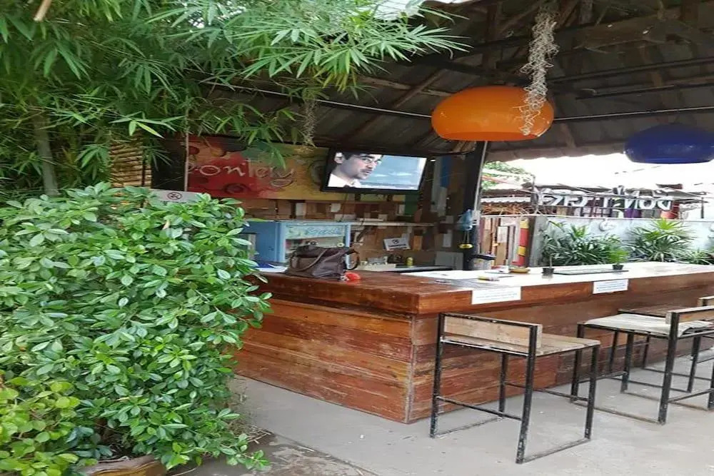 Shut Eye Party Hostel - Adults Only