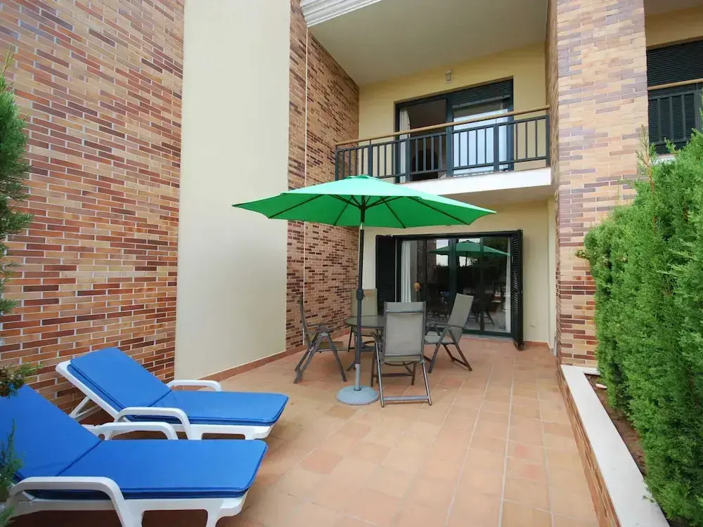 Luxurious Holiday Home in Quarteira Algarve