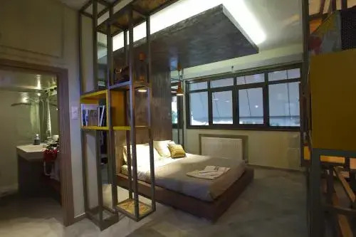 82 M2 Loft Urban Apartment Gazi - Votanikos