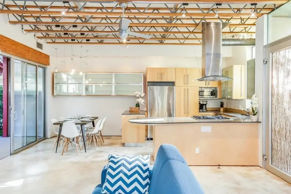San Juan Avenue Exclusive 4BR