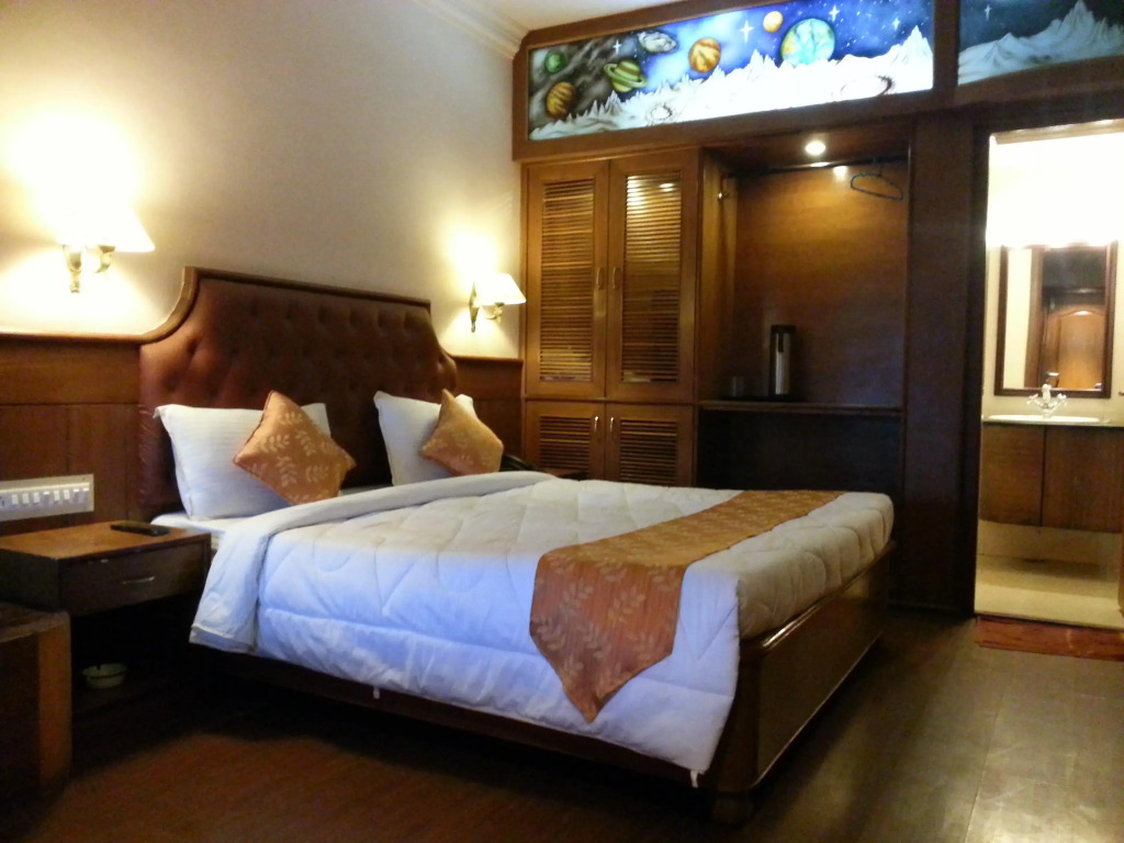 Darshan Hotel