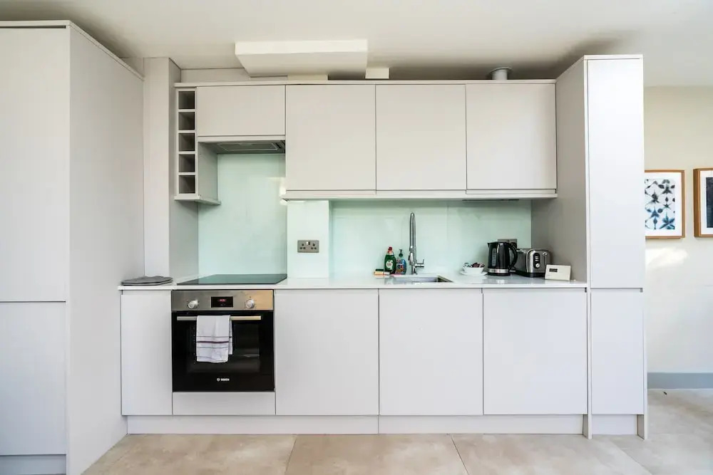 NEW Cosy & Sleek 2BD Flat In Vibrant West Kilburn