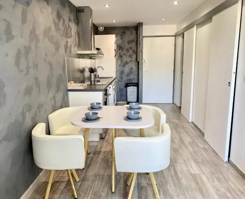 L'HERMITAGE - Studio moderne - Piscine - Ascenseur - Quart Golf