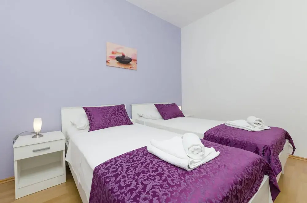 Apartments Josip