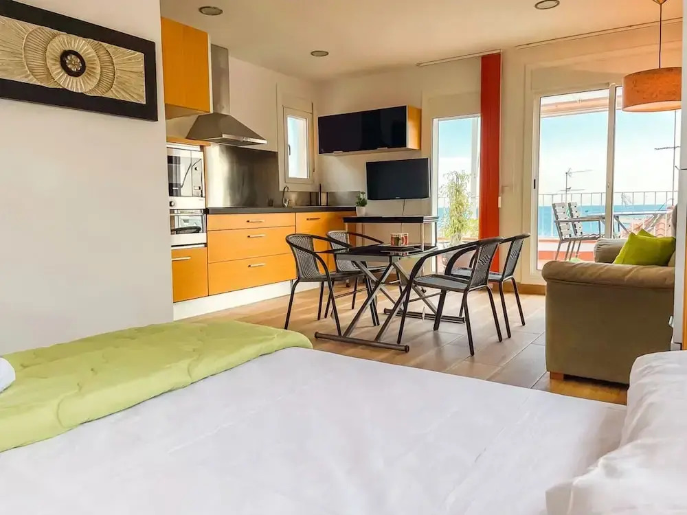 Unik Vacation Attic in Tarragona