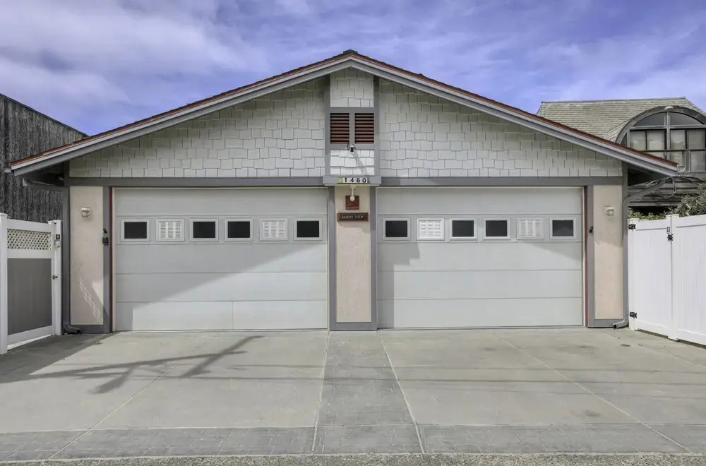 1460 Strand Way