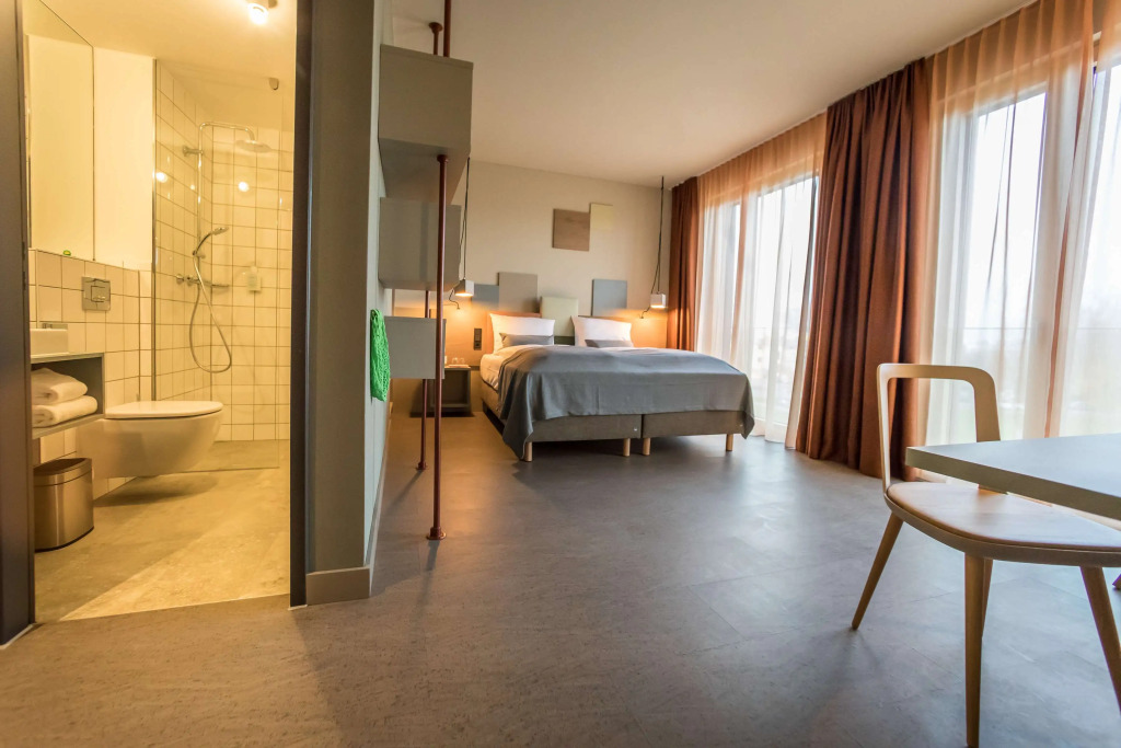 Hotel einsmehr