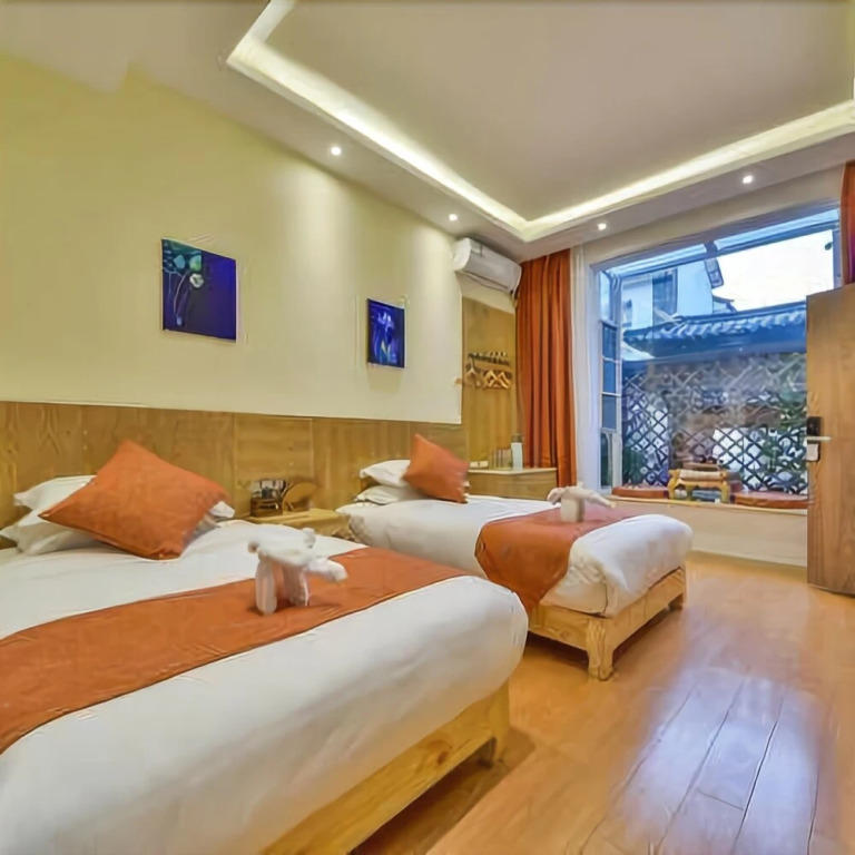 Dali Qianbaidu Inn