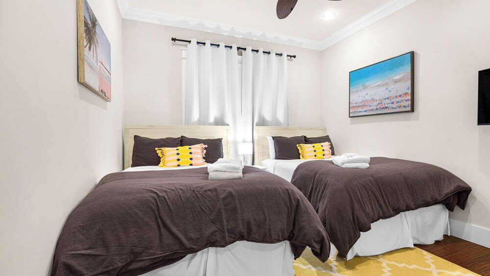 30A Getaway With Private Heated Pool, Hot Tub, and Golf Cart