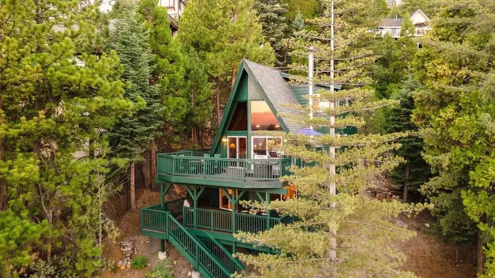 Wildhaven by AvantStay Stunning A-Frame Home w Gorgeous Views Game Room