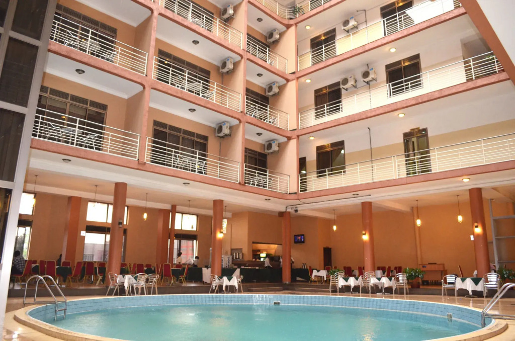 Hotel Triangle